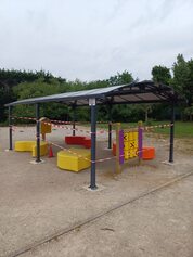 Carport et jeux